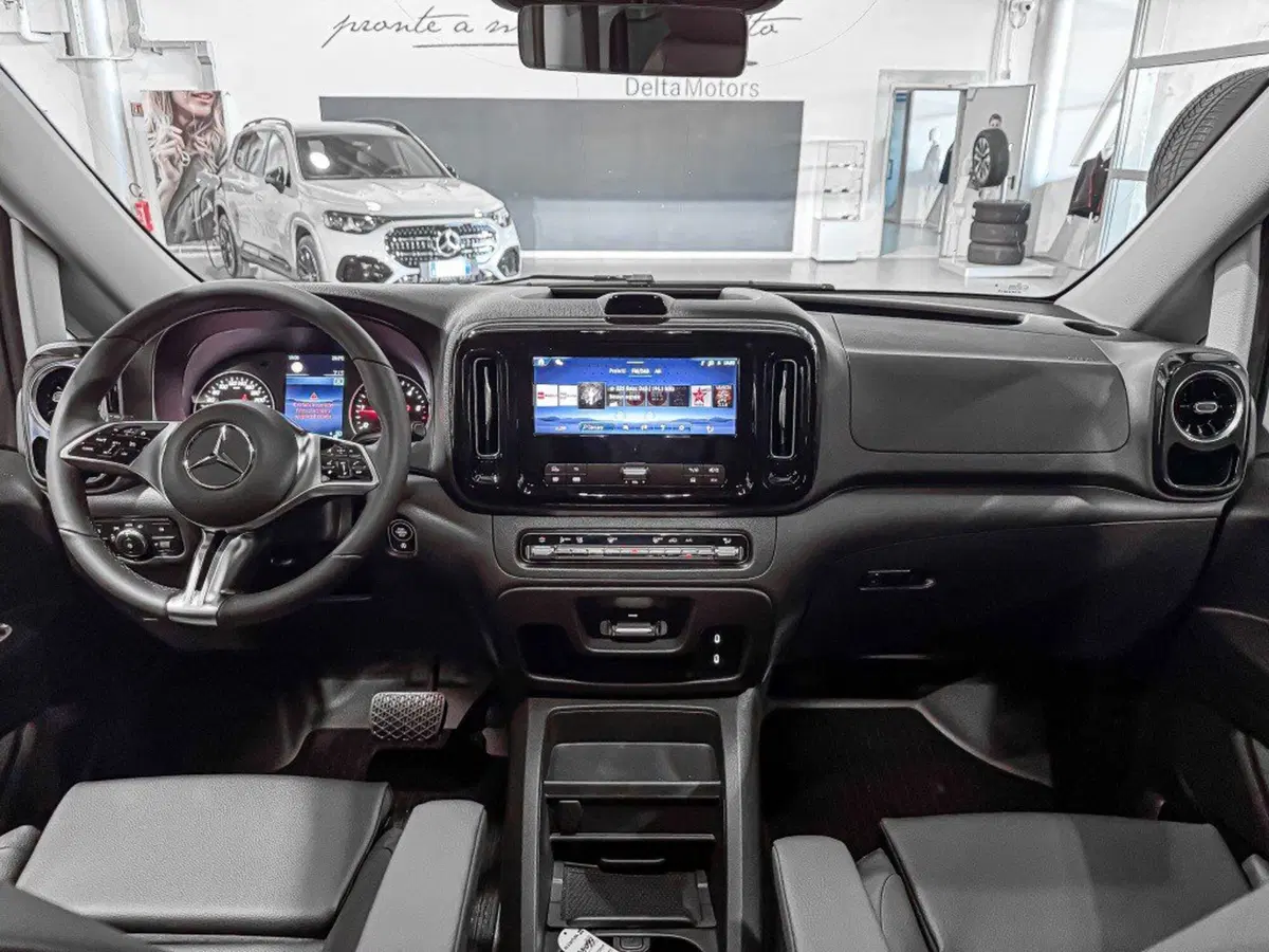 Mercedes-Benz Vito nuova a Rimini (6)