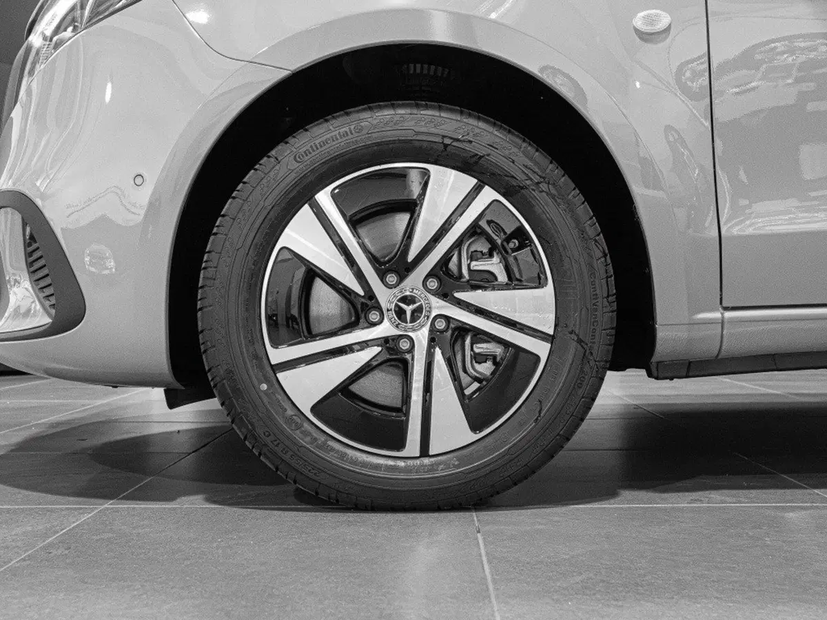 Mercedes-Benz Vito nuova a Rimini (8)