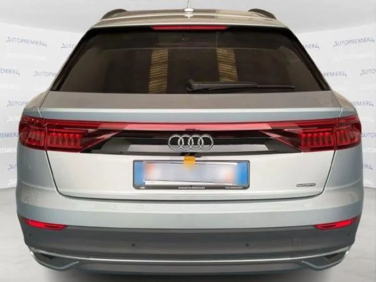 Audi Q8 usata a Como (5)