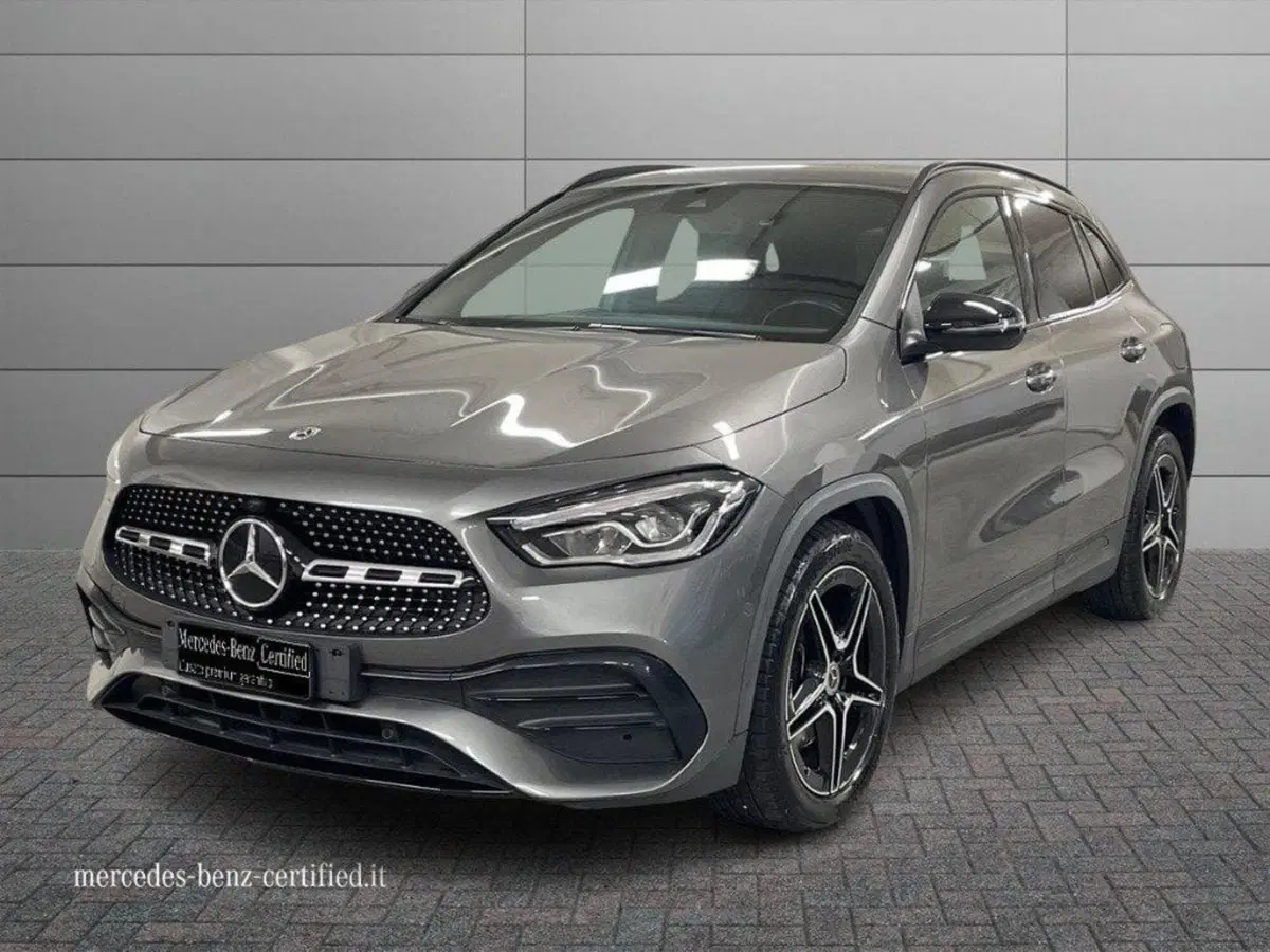Mercedes-Benz GLA SUV usata a Ancona