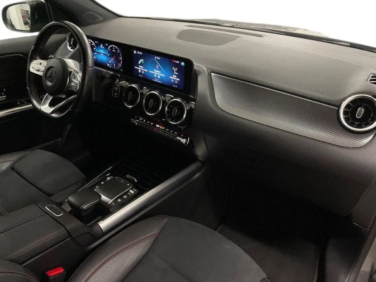Mercedes-Benz GLA SUV usata a Ancona (12)