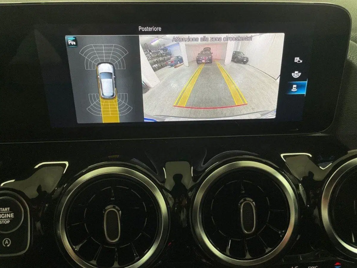 Mercedes-Benz GLA SUV usata a Ancona (18)