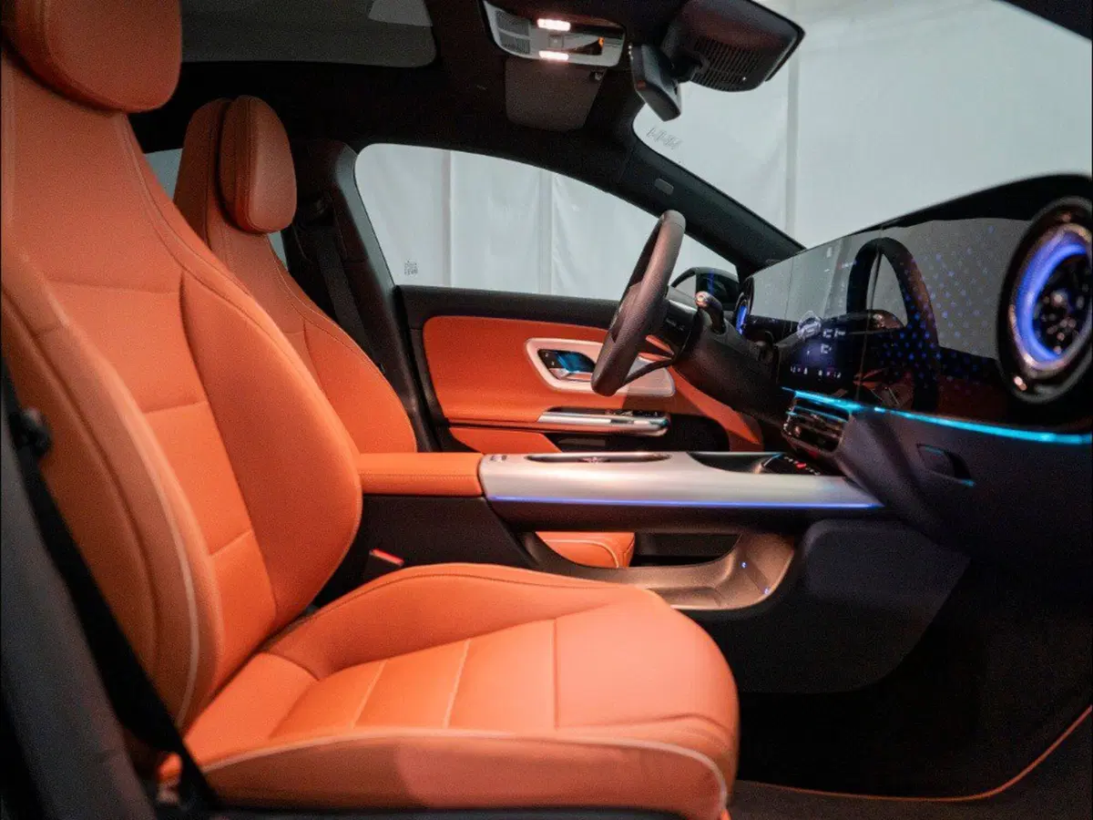 Mercedes-Benz CLA nuova a Macerata (12)