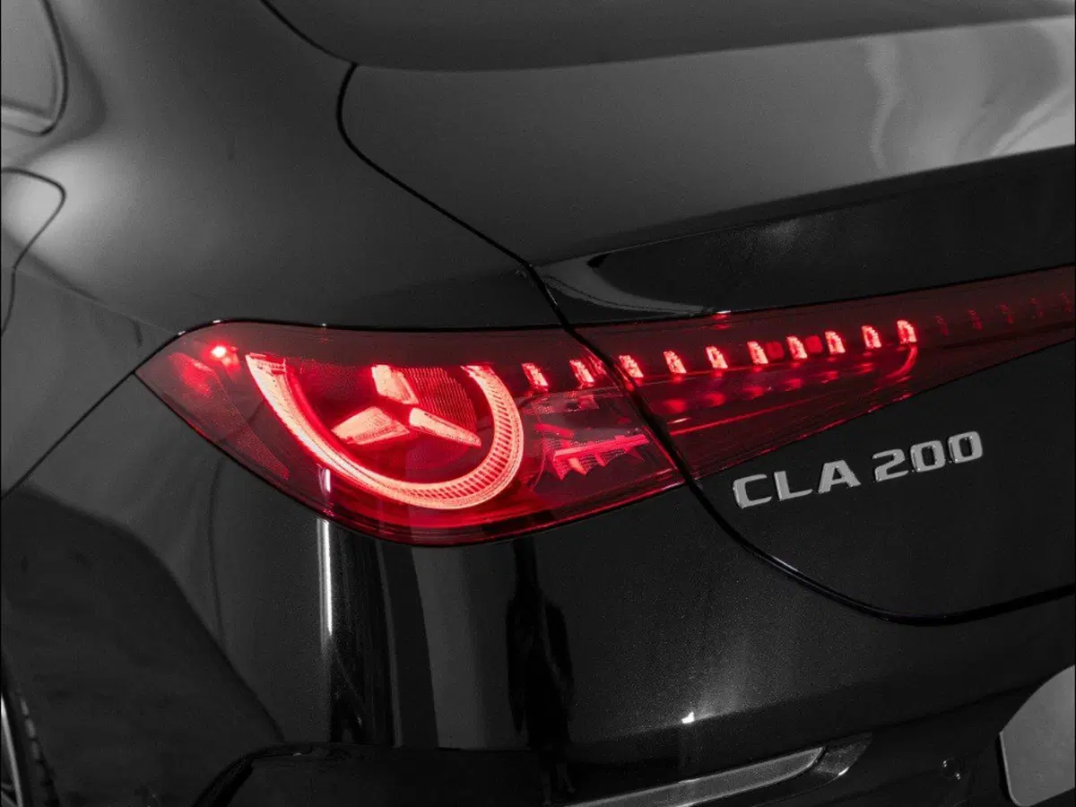 Mercedes-Benz CLA nuova a Macerata (8)