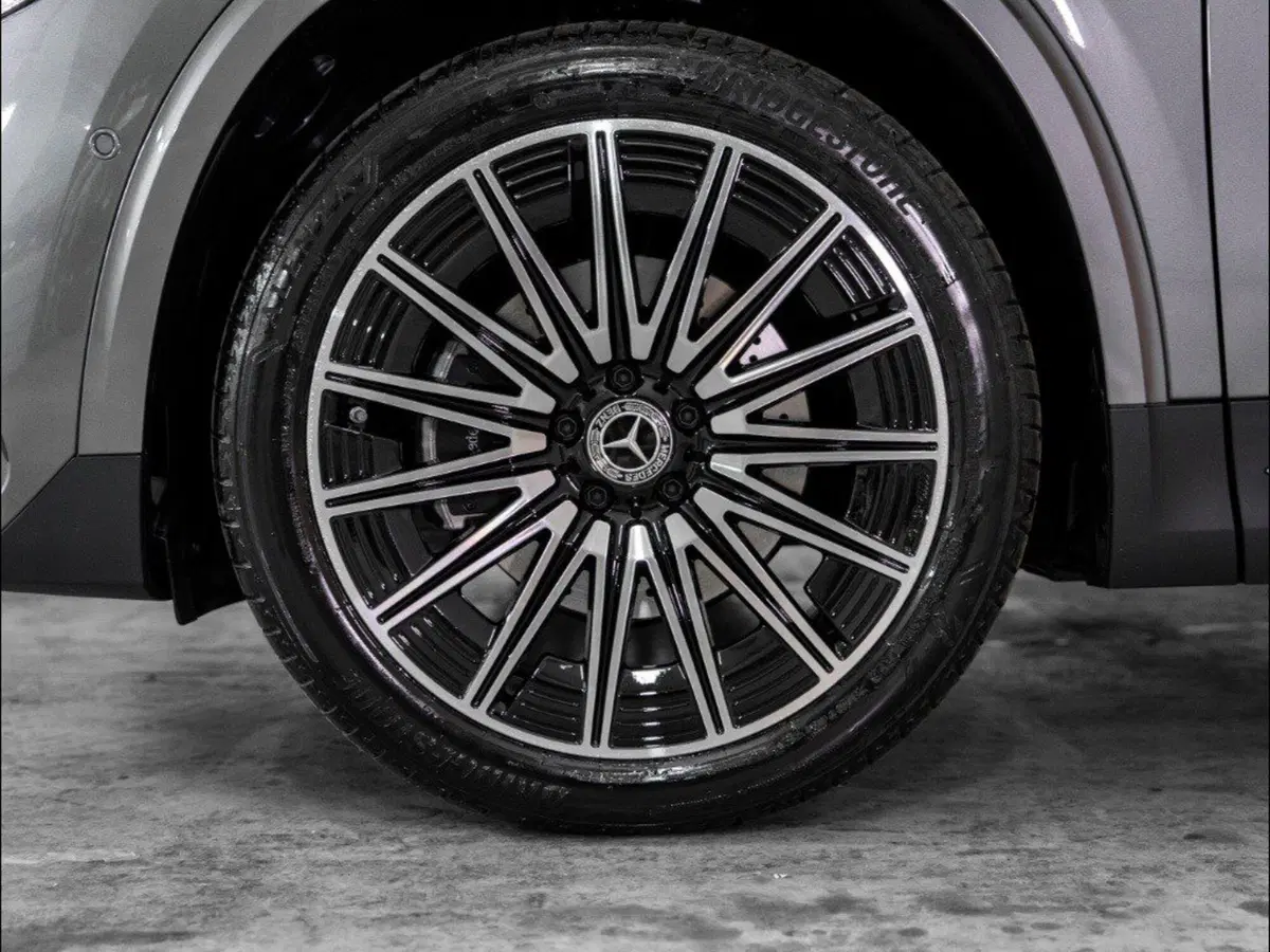 Mercedes-Benz GLA SUV nuova a Macerata (7)