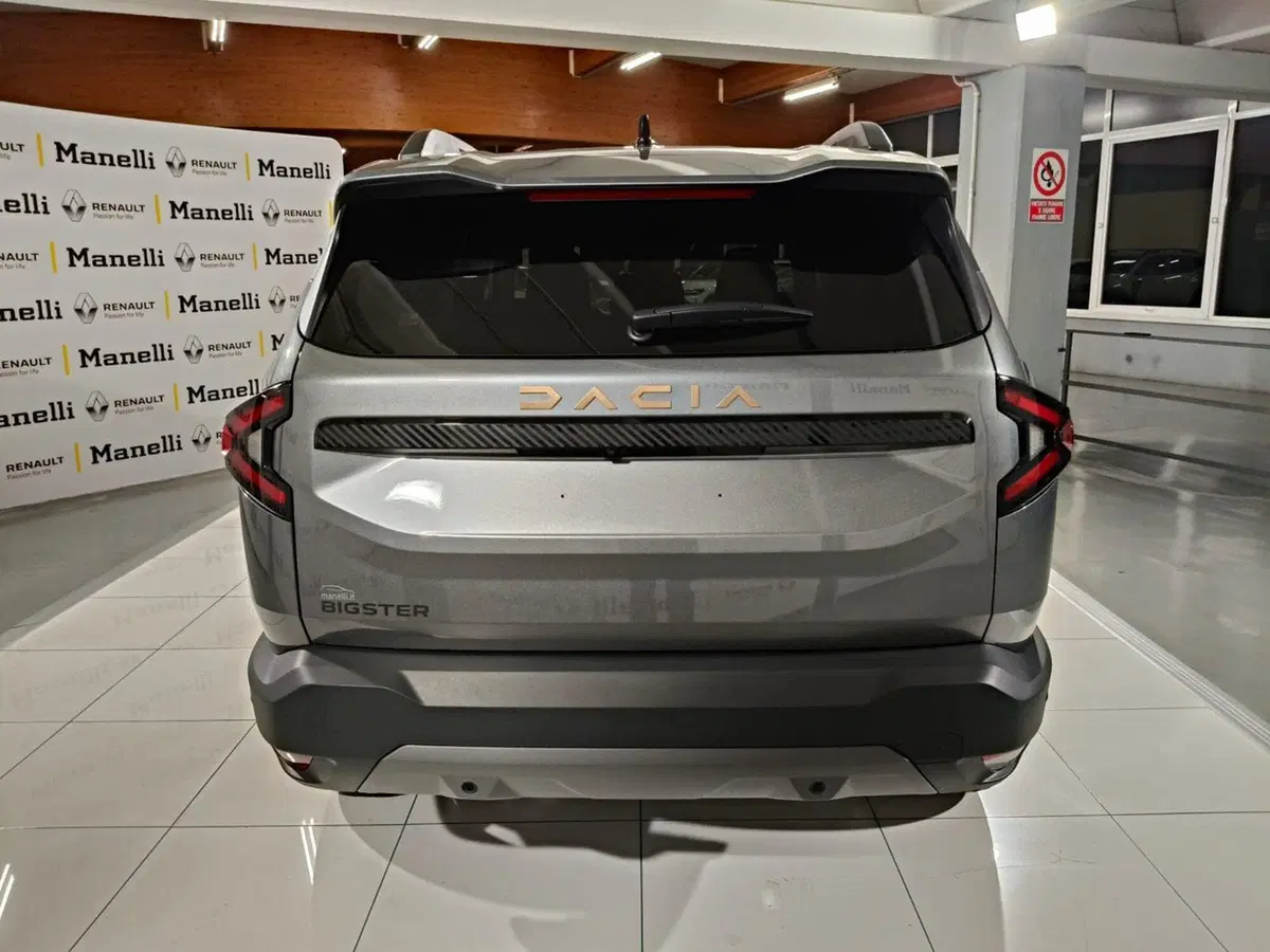 Dacia Bigster nuova a Brescia (4)