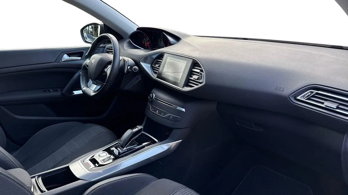 Peugeot 308 usata a Treviso (6)