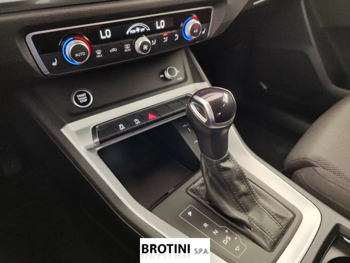 Audi Q3 Sportback usata a La Spezia (12)