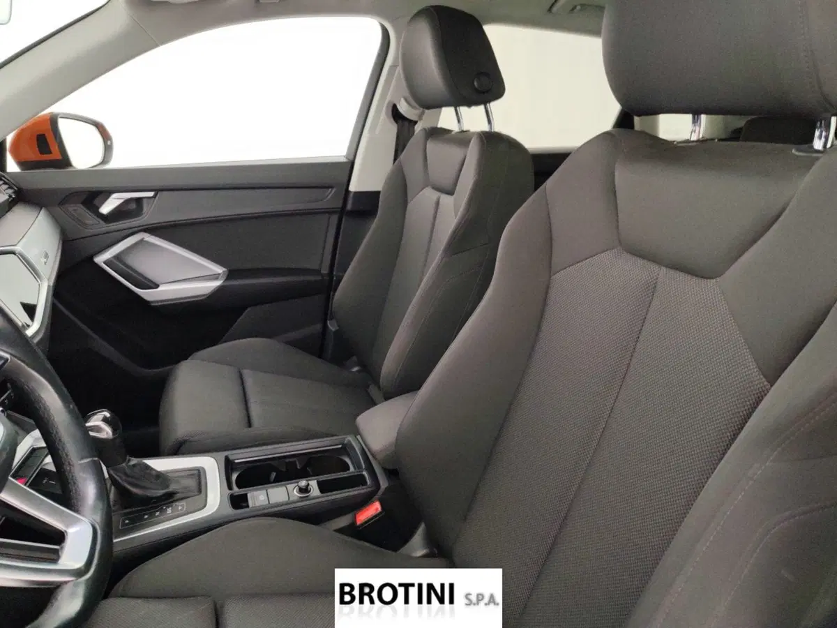 Audi Q3 Sportback usata a La Spezia (8)