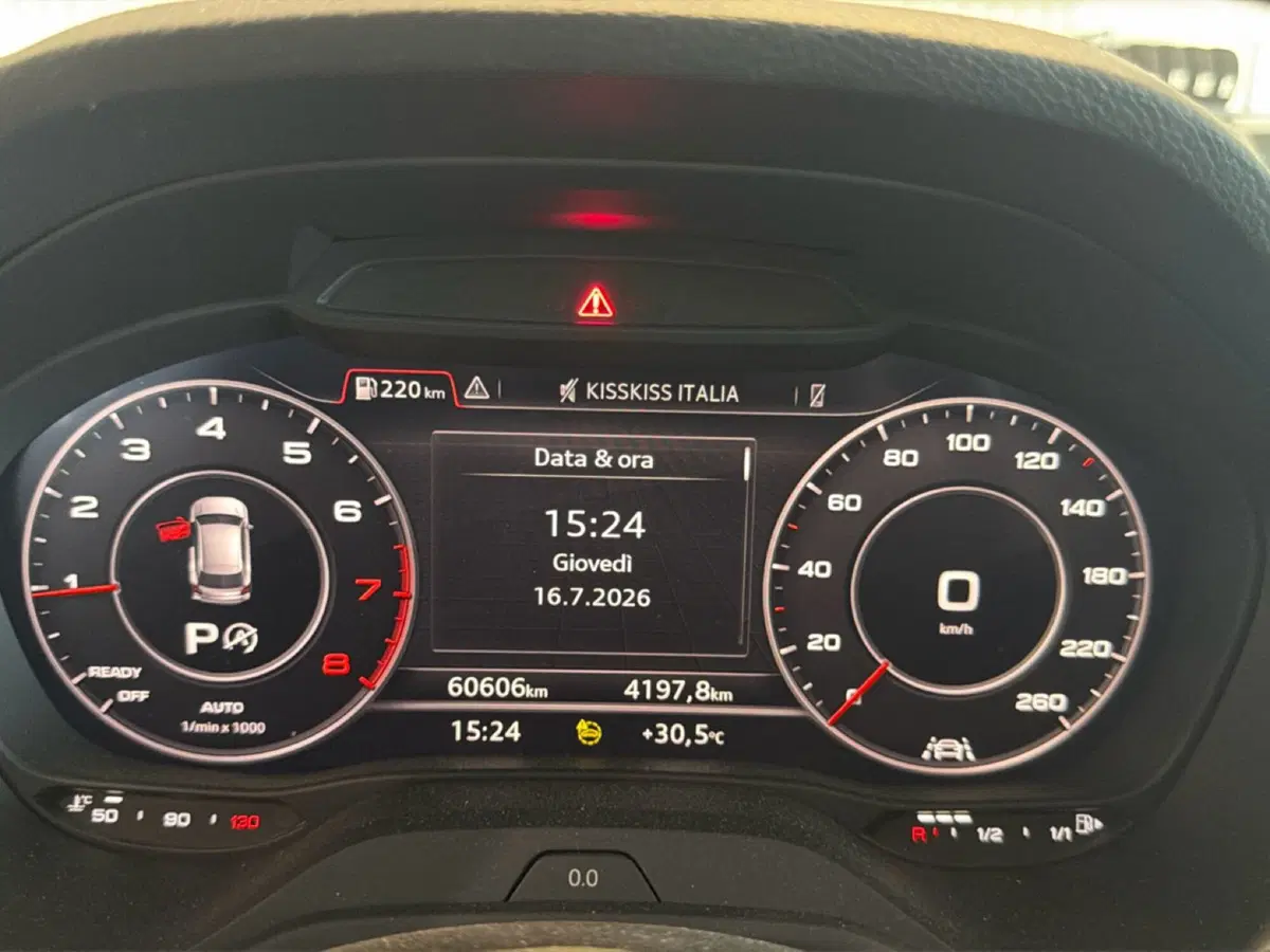 Audi Q2 usata a Napoli (11)
