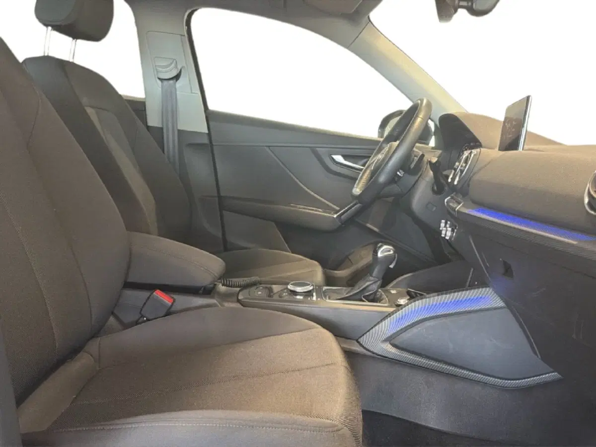 Audi Q2 usata a Napoli (8)