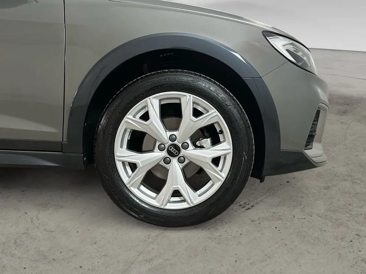 Audi A1 allstreet usata a Napoli (20)