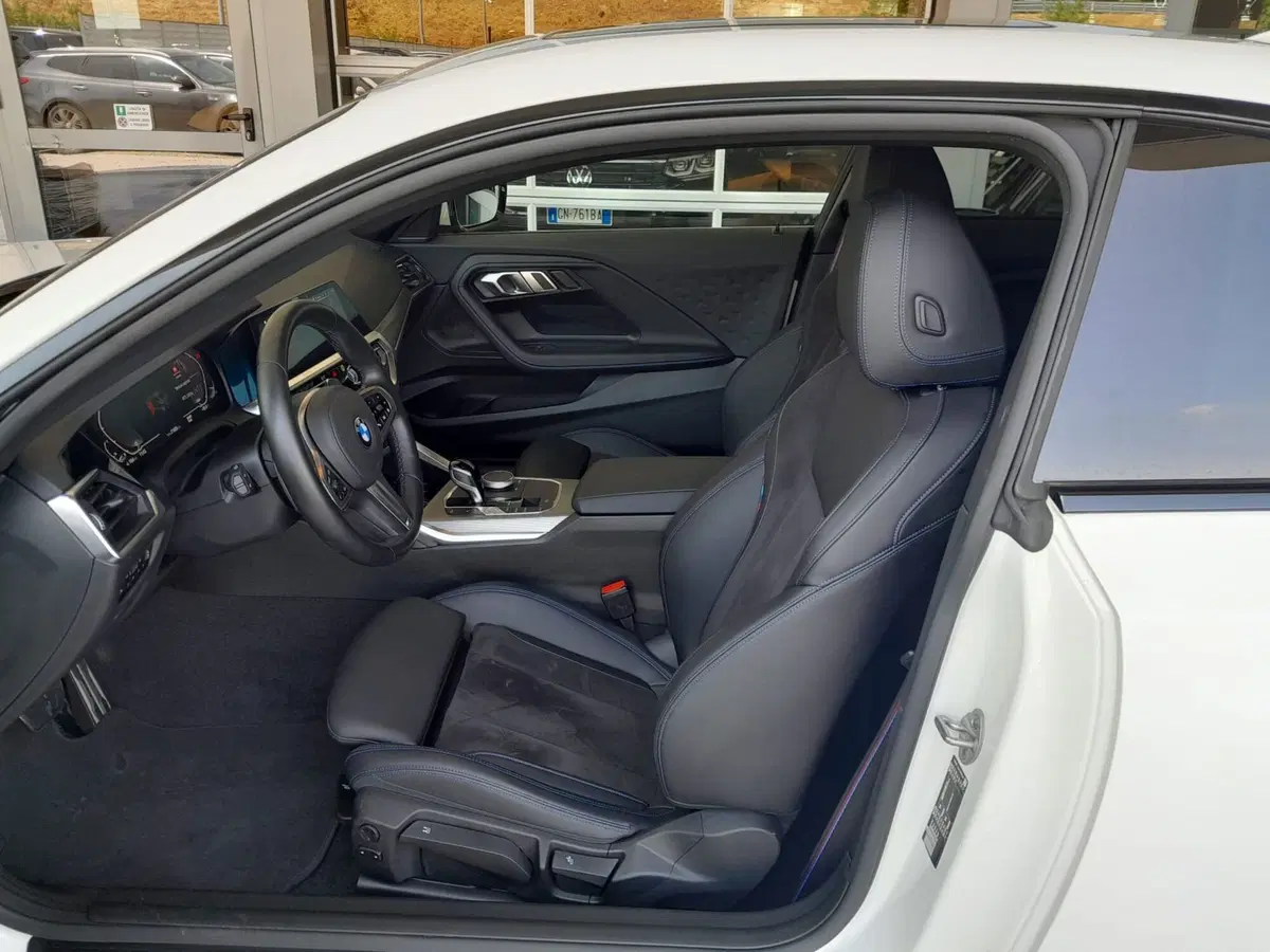 BMW Serie 2 Coupé usata a Asti (10)