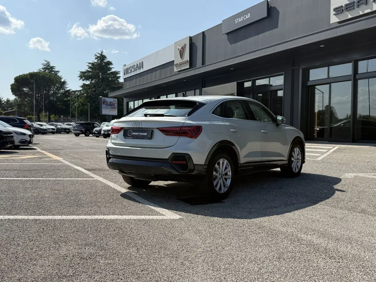 Audi Q3 Sportback usata a Perugia (5)
