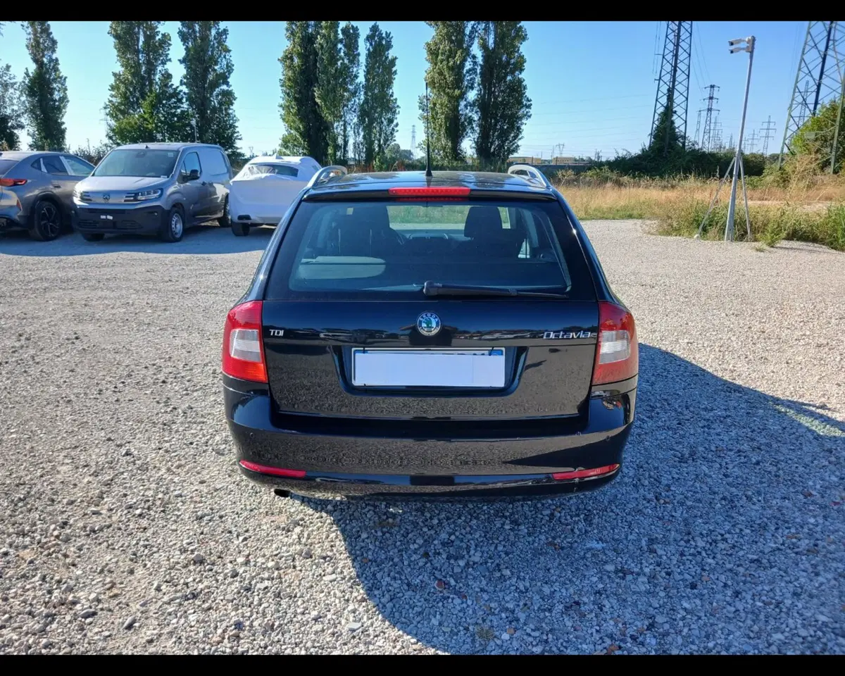 Skoda Octavia Station Wagon usata a Ravenna (2)