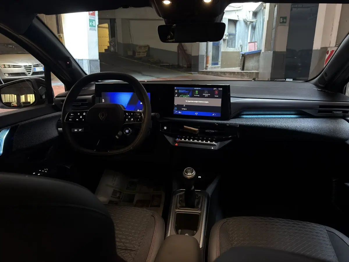 Renault Clio usata a Milano (19)
