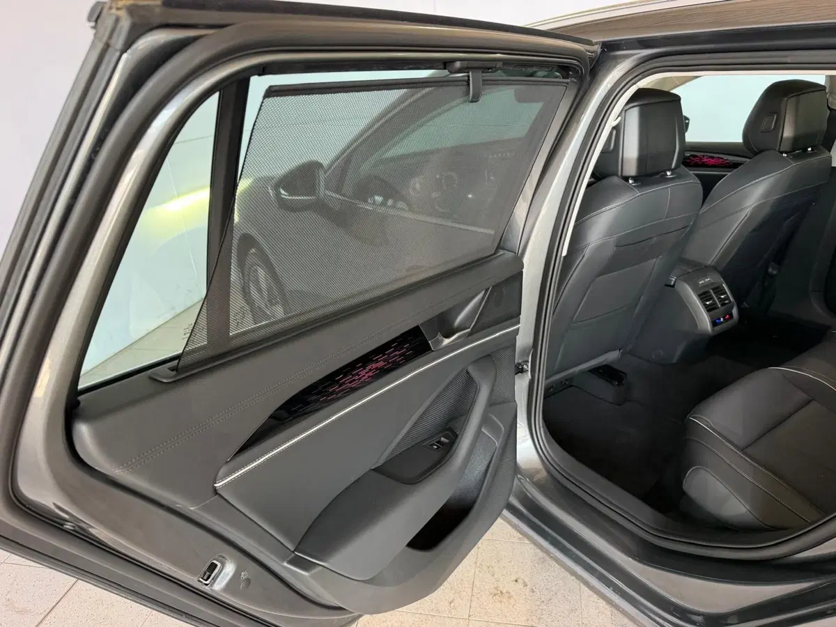 Volkswagen Passat nuova a Monza e Brianza (14)