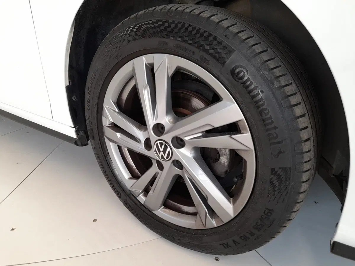 Volkswagen Polo usata a Bologna (8)
