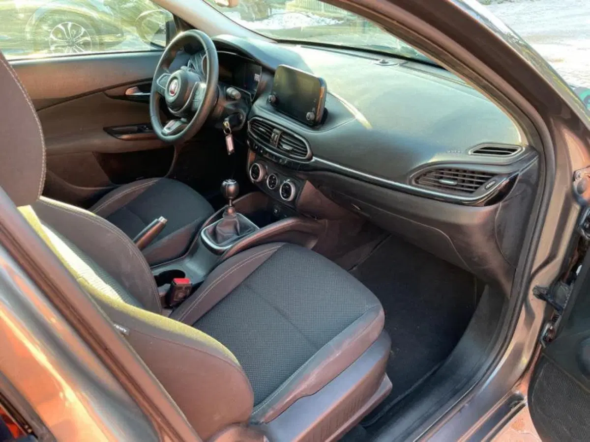 Fiat Tipo Station Wagon usata a Salerno (14)