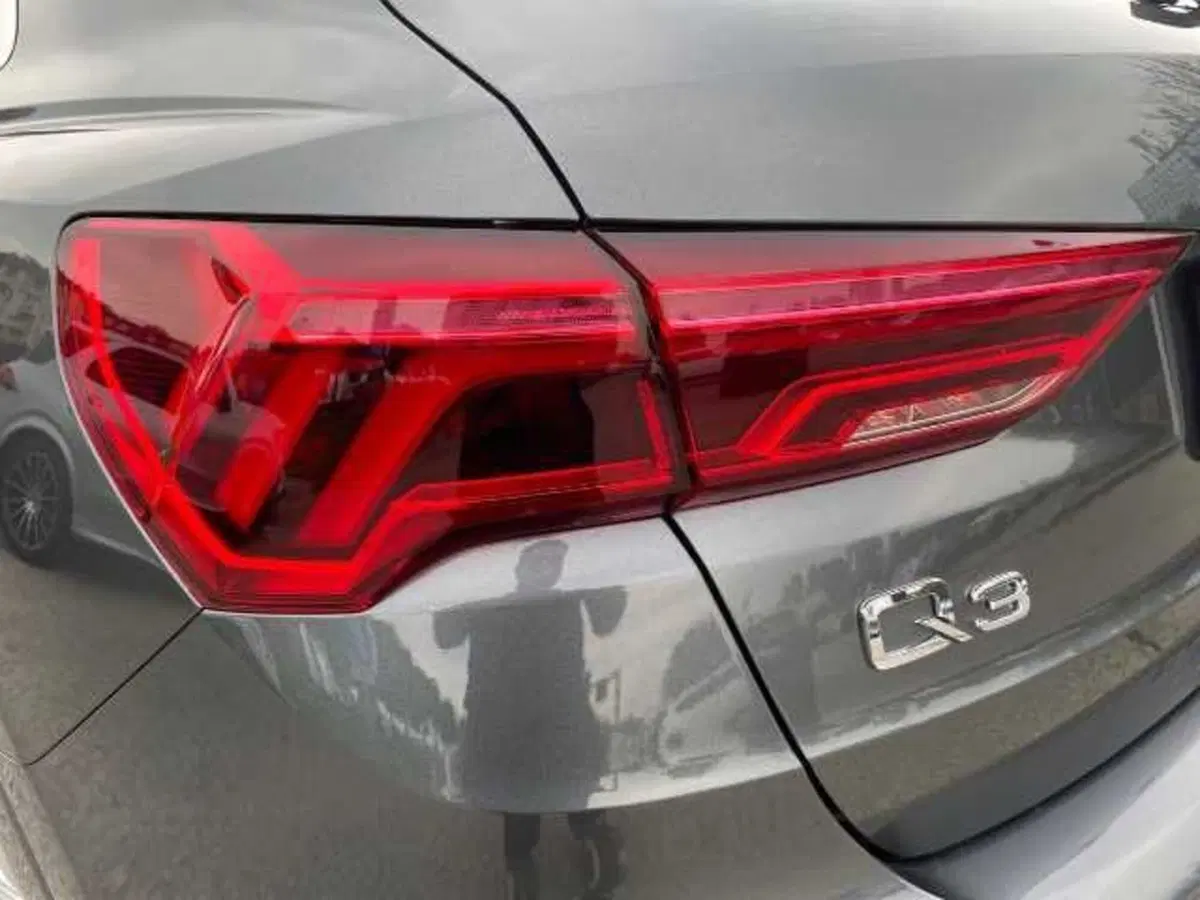 Audi Q3 Sportback usata a Prato (10)