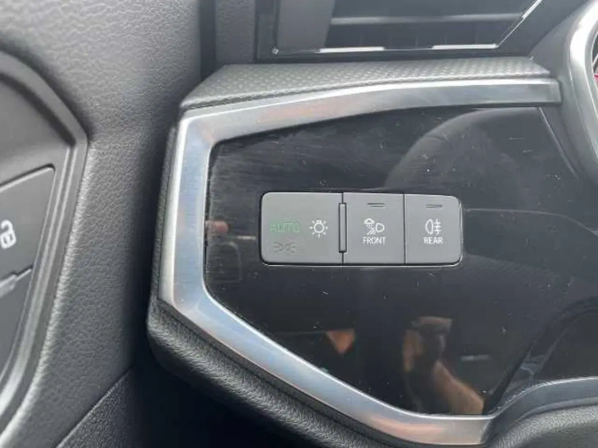 Audi Q3 Sportback usata a Prato (16)
