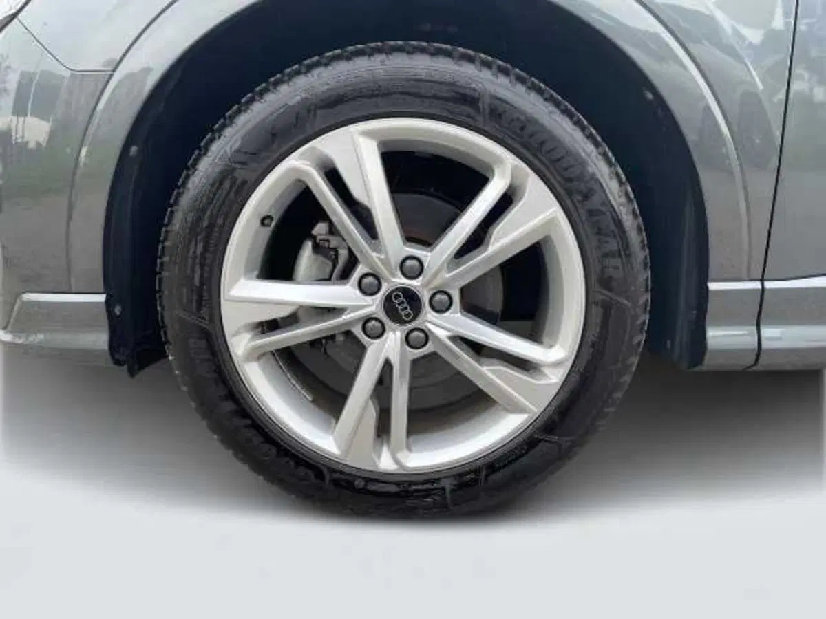 Audi Q3 Sportback usata a Prato (7)