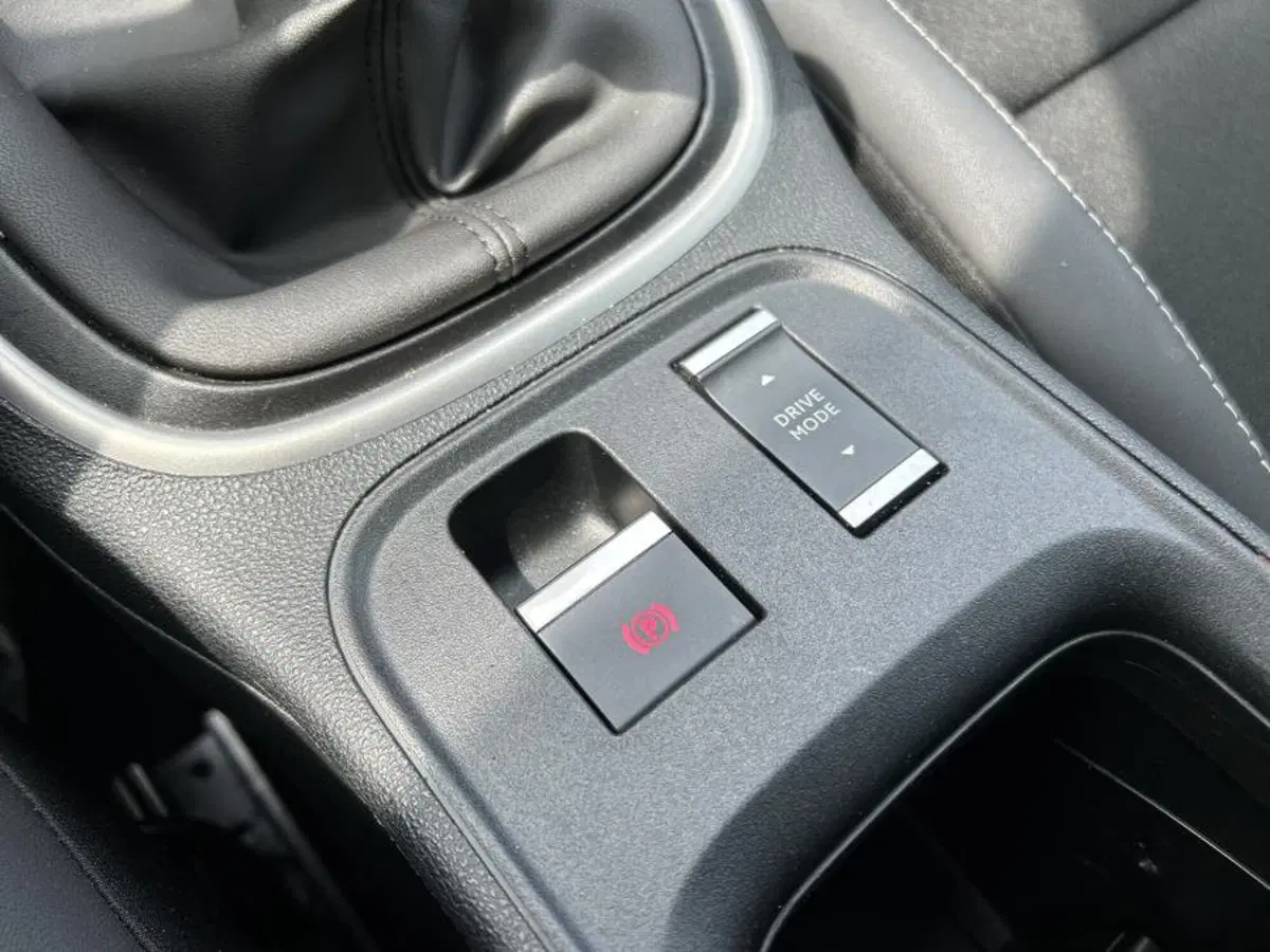 Jeep Avenger usata a Cuneo (17)