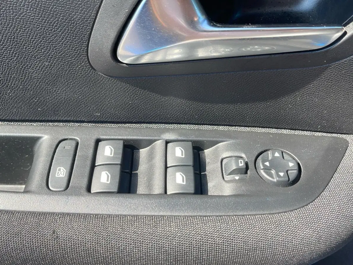 Peugeot 208 usata a Frosinone (19)