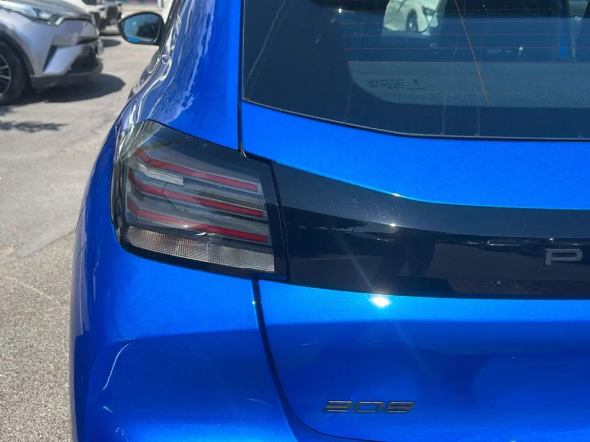 Peugeot 208 usata a Frosinone (9)