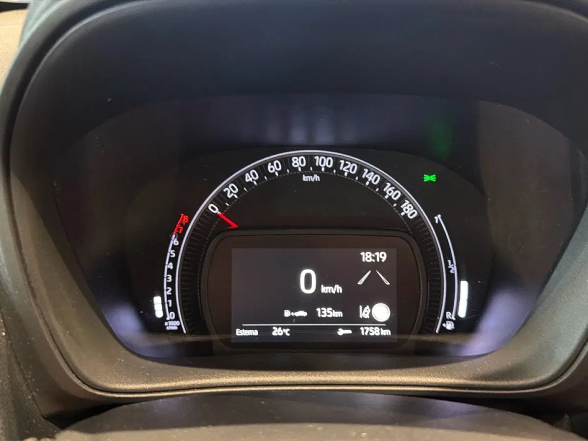 Toyota Aygo X usata a Vicenza (15)