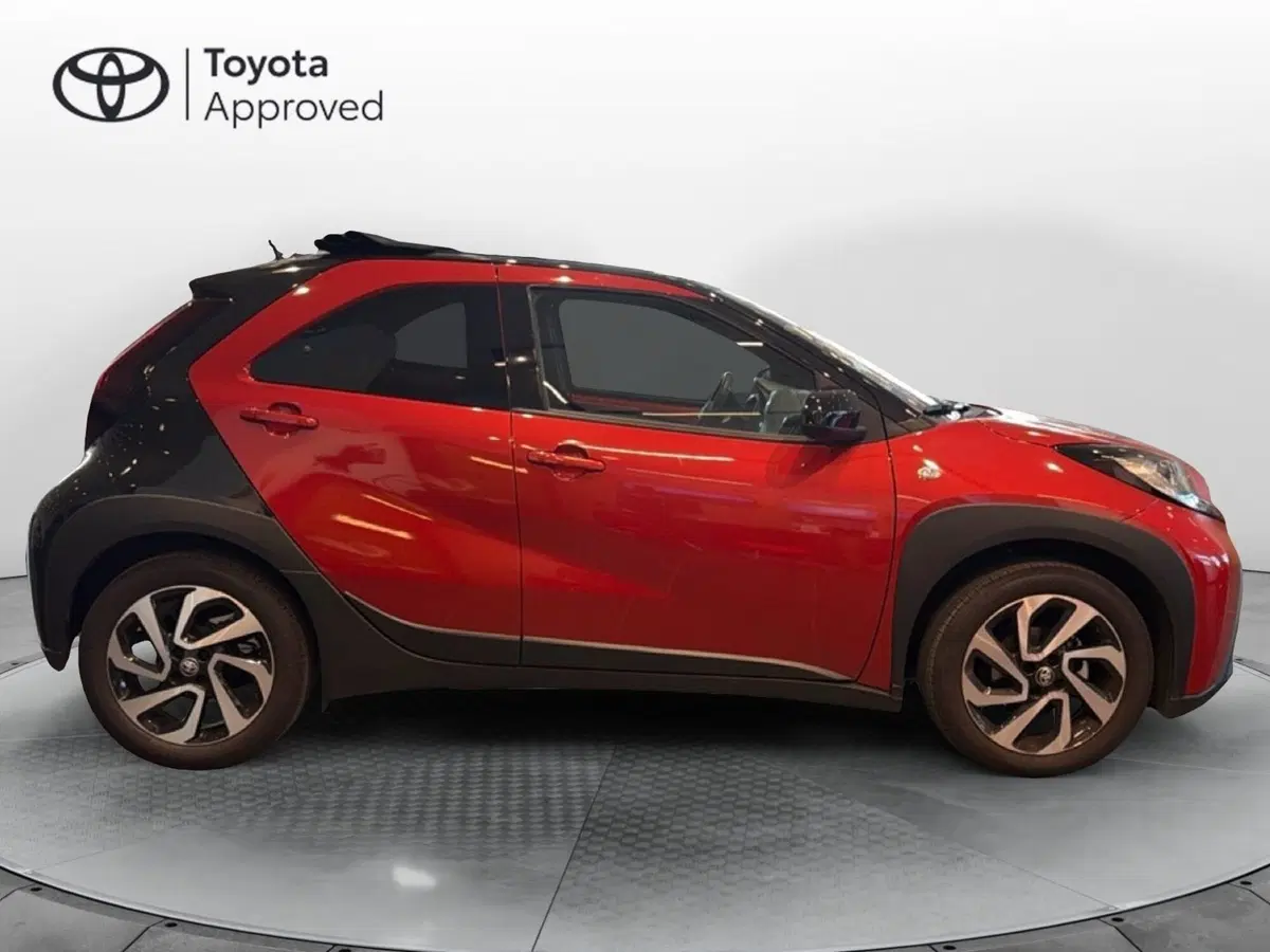 Toyota Aygo X usata a Vicenza (8)