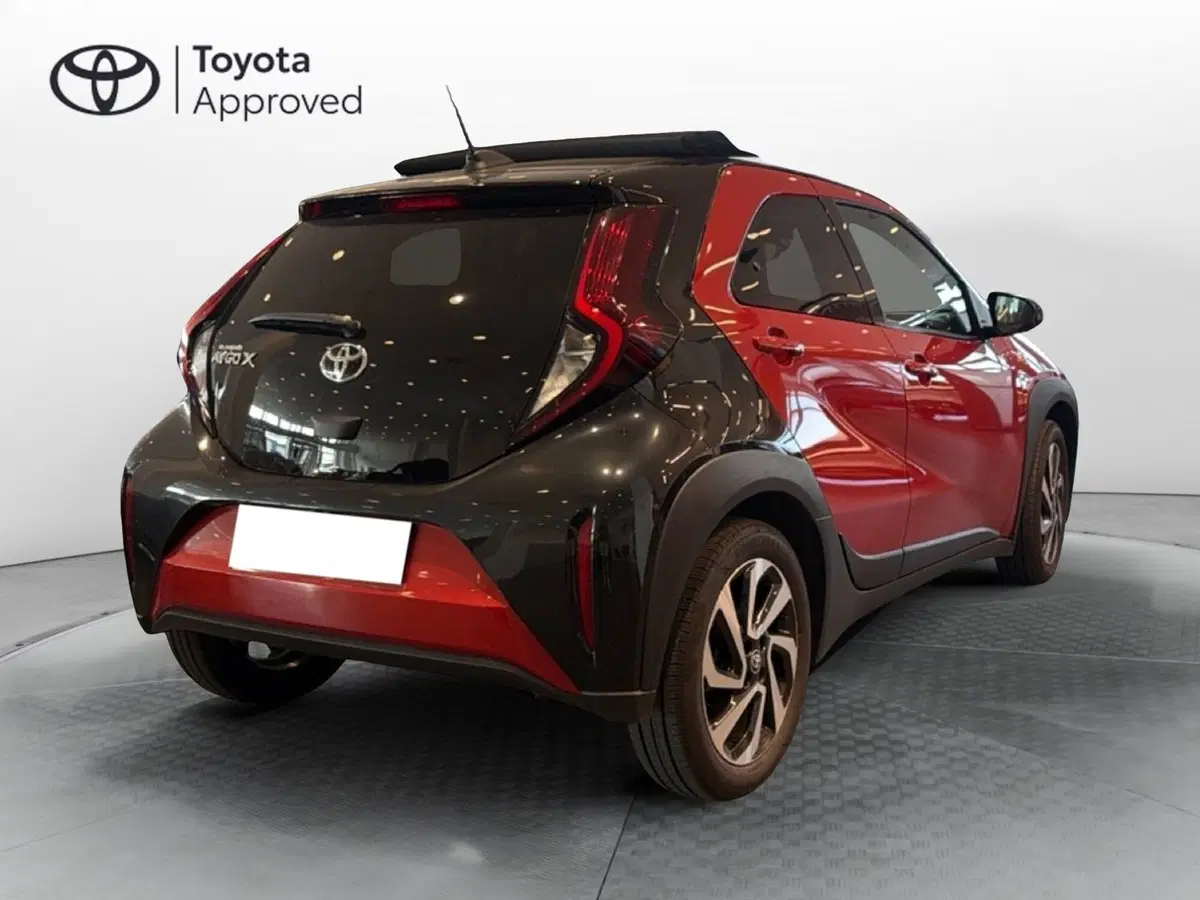 Toyota Aygo X usata a Vicenza (9)