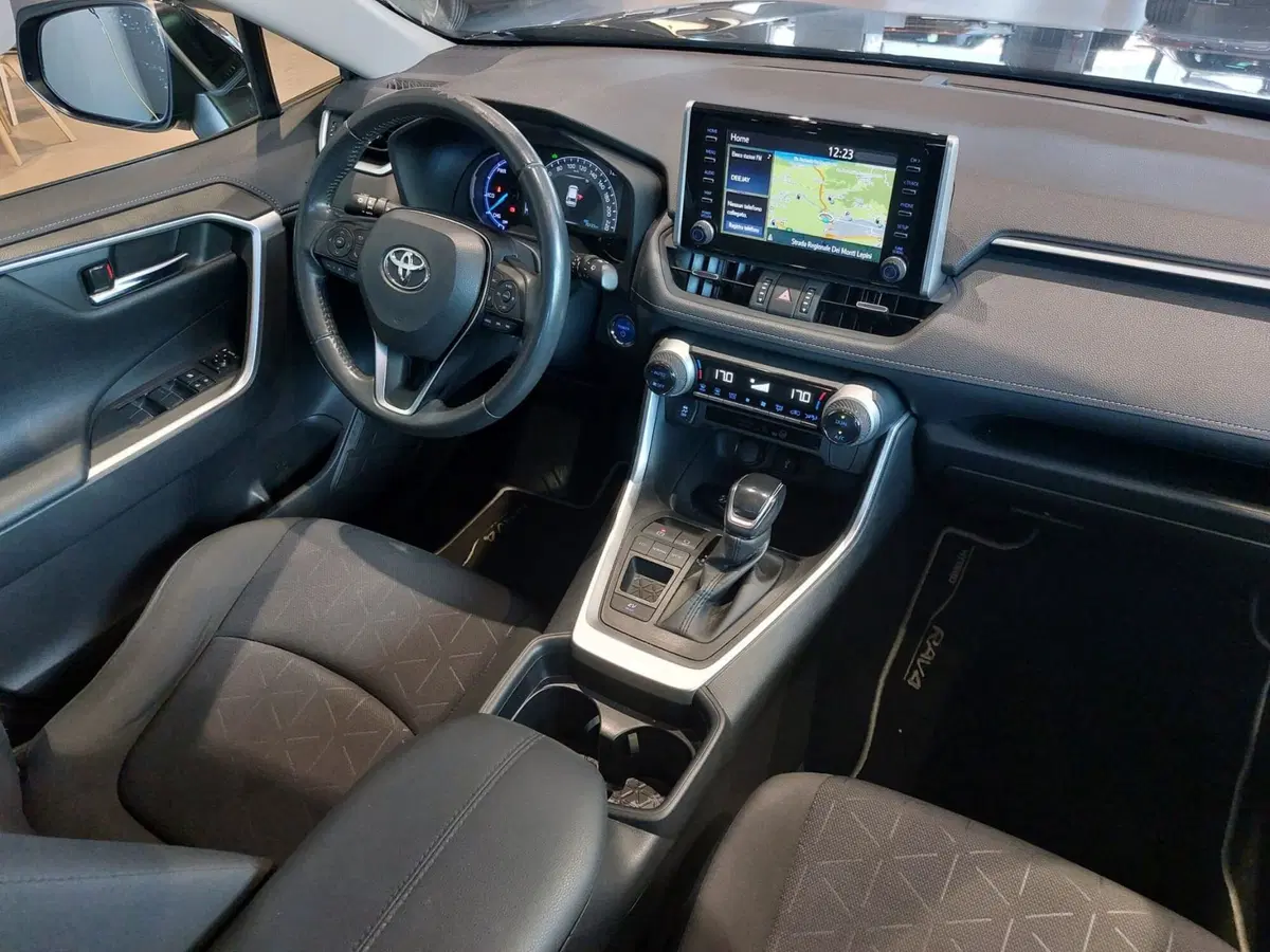 Toyota Rav4 usata a Frosinone (9)