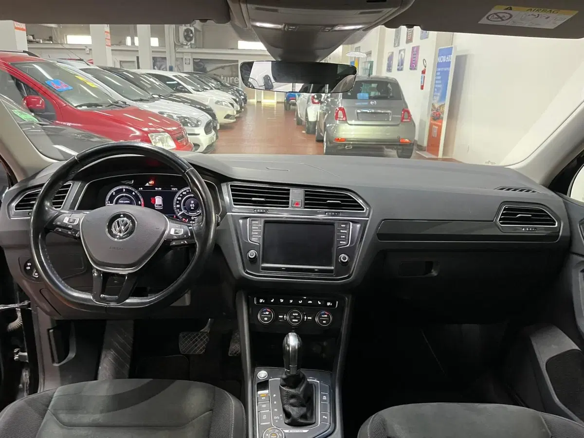 Volkswagen Tiguan usata a Lucca (13)