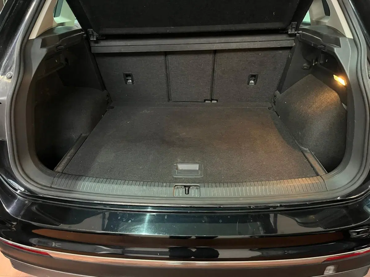 Volkswagen Tiguan usata a Lucca (14)