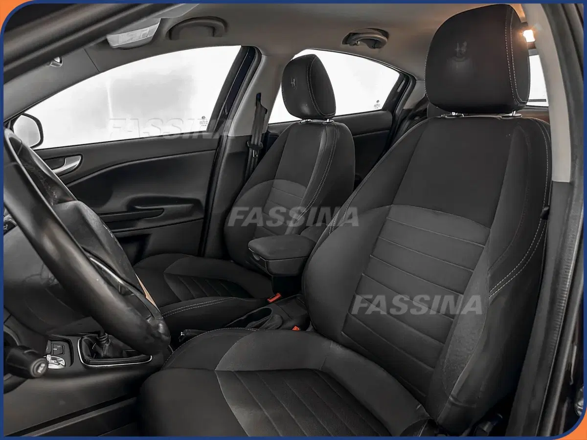 Alfa Romeo Giulietta usata a Milano (8)