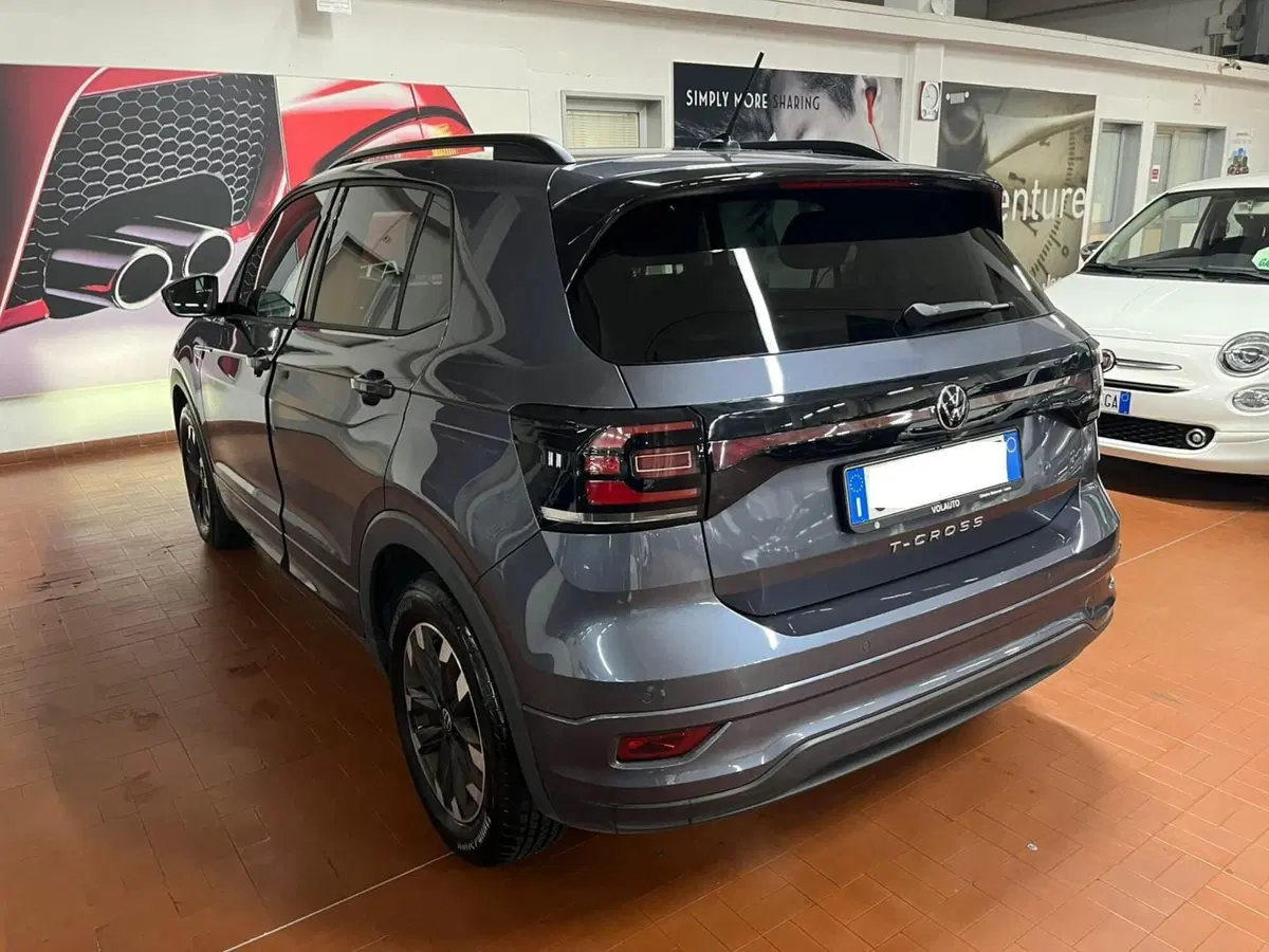 Volkswagen T-Cross usata a Lucca (7)