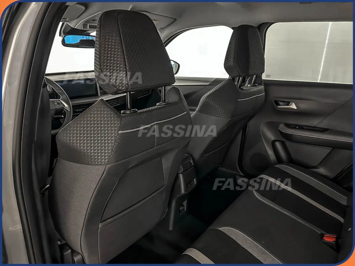 Opel Frontera usata a Milano (12)