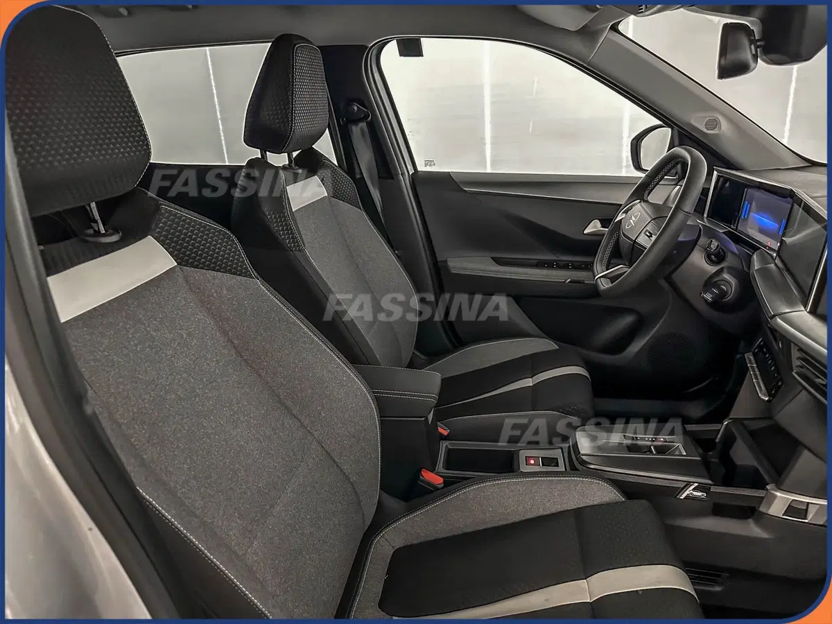Opel Frontera usata a Milano (15)