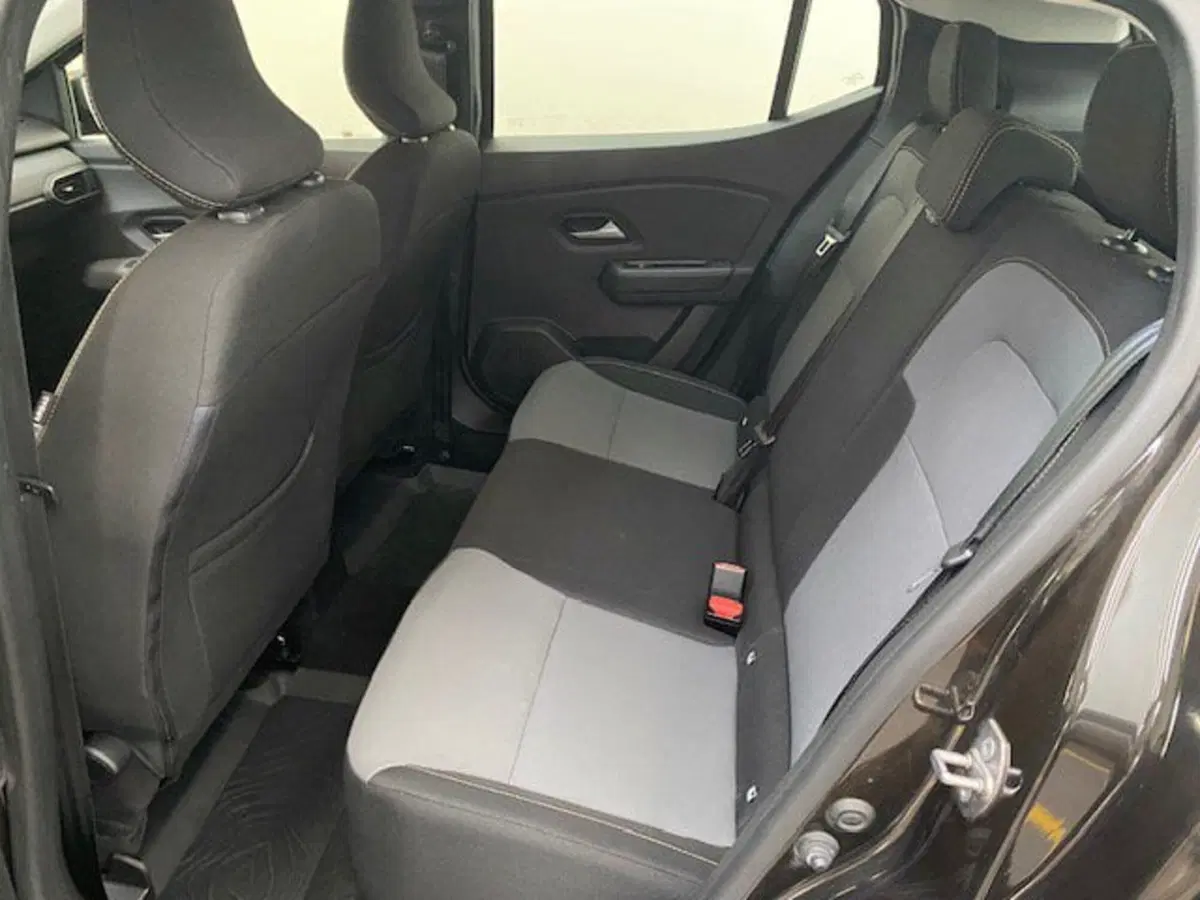 Dacia Sandero usata a Verona (8)