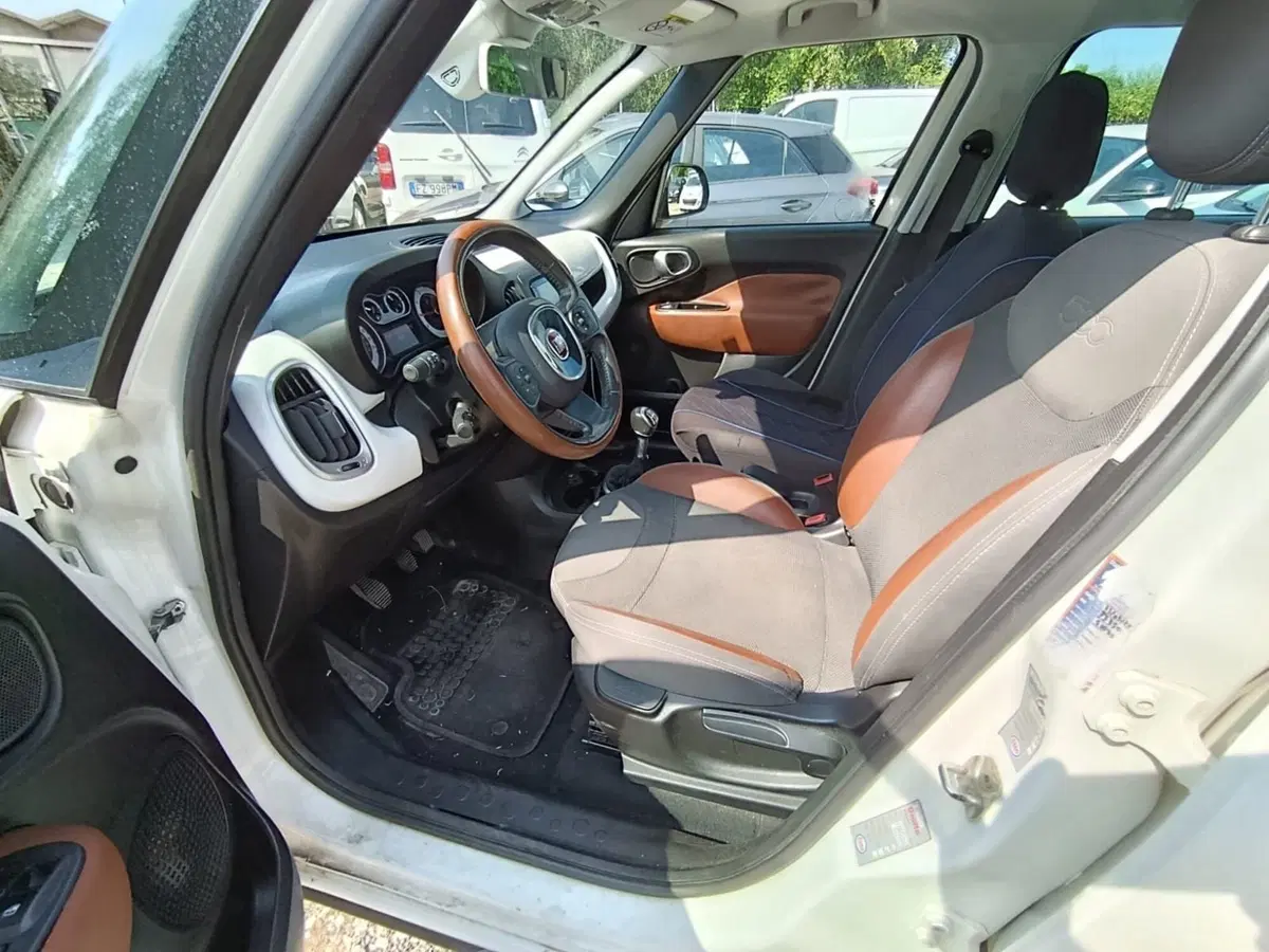 Fiat 500L usata a Massa-Carrara (5)