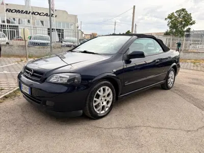 Opel Astra Cabrio 1.6i 16V cat del 2002 usata a Foggia