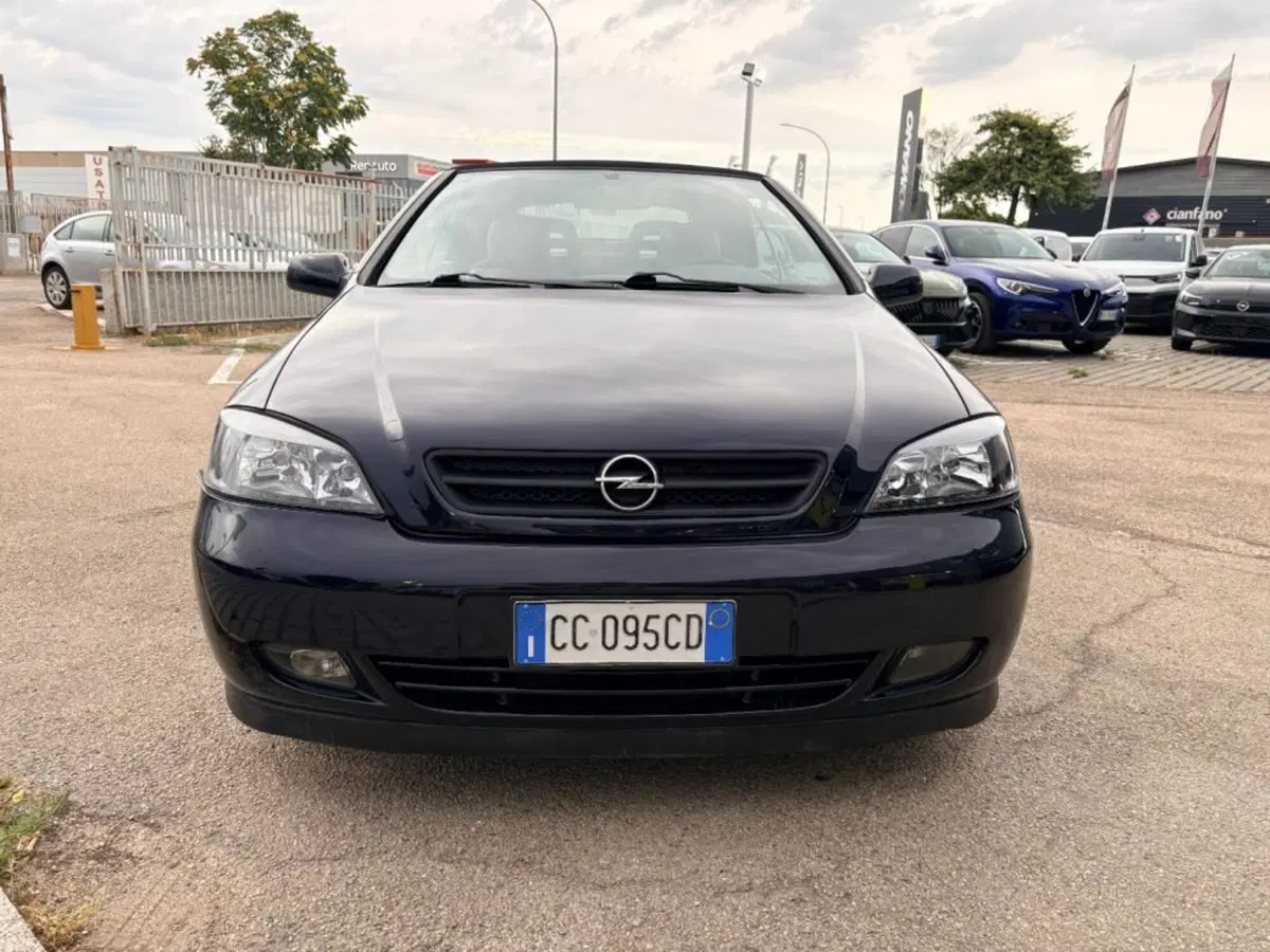 Opel Astra Cabrio usata a Foggia (2)