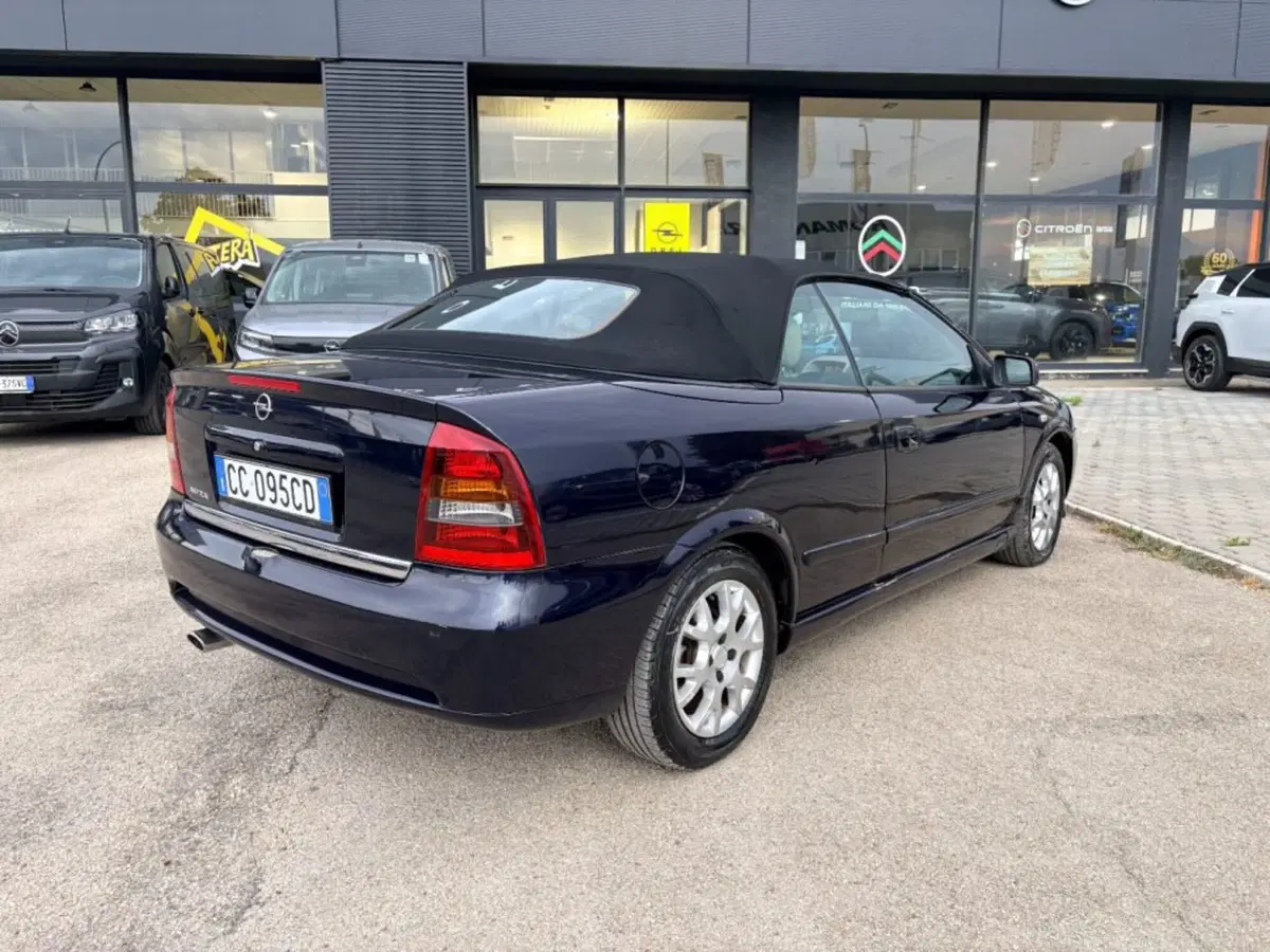 Opel Astra Cabrio usata a Foggia (5)