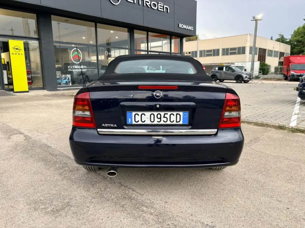 Opel Astra Cabrio usata a Foggia (6)