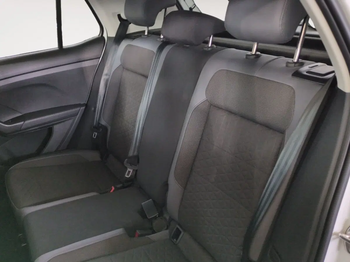 Volkswagen T-Cross usata a Agrigento (12)