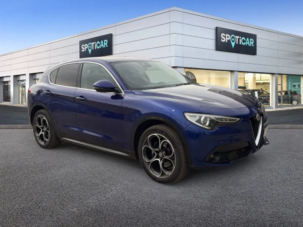 Alfa Romeo Stelvio usata a Foggia (3)