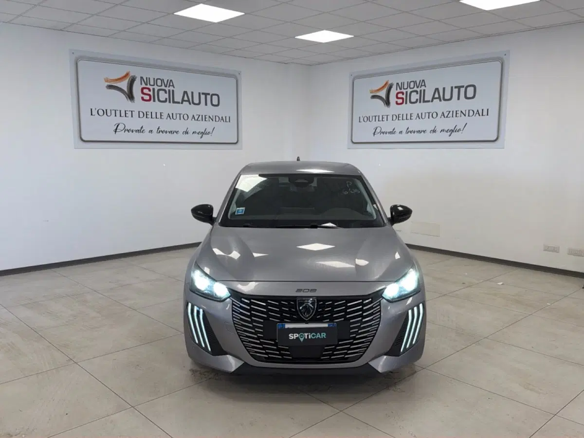 Peugeot 208 usata a Palermo