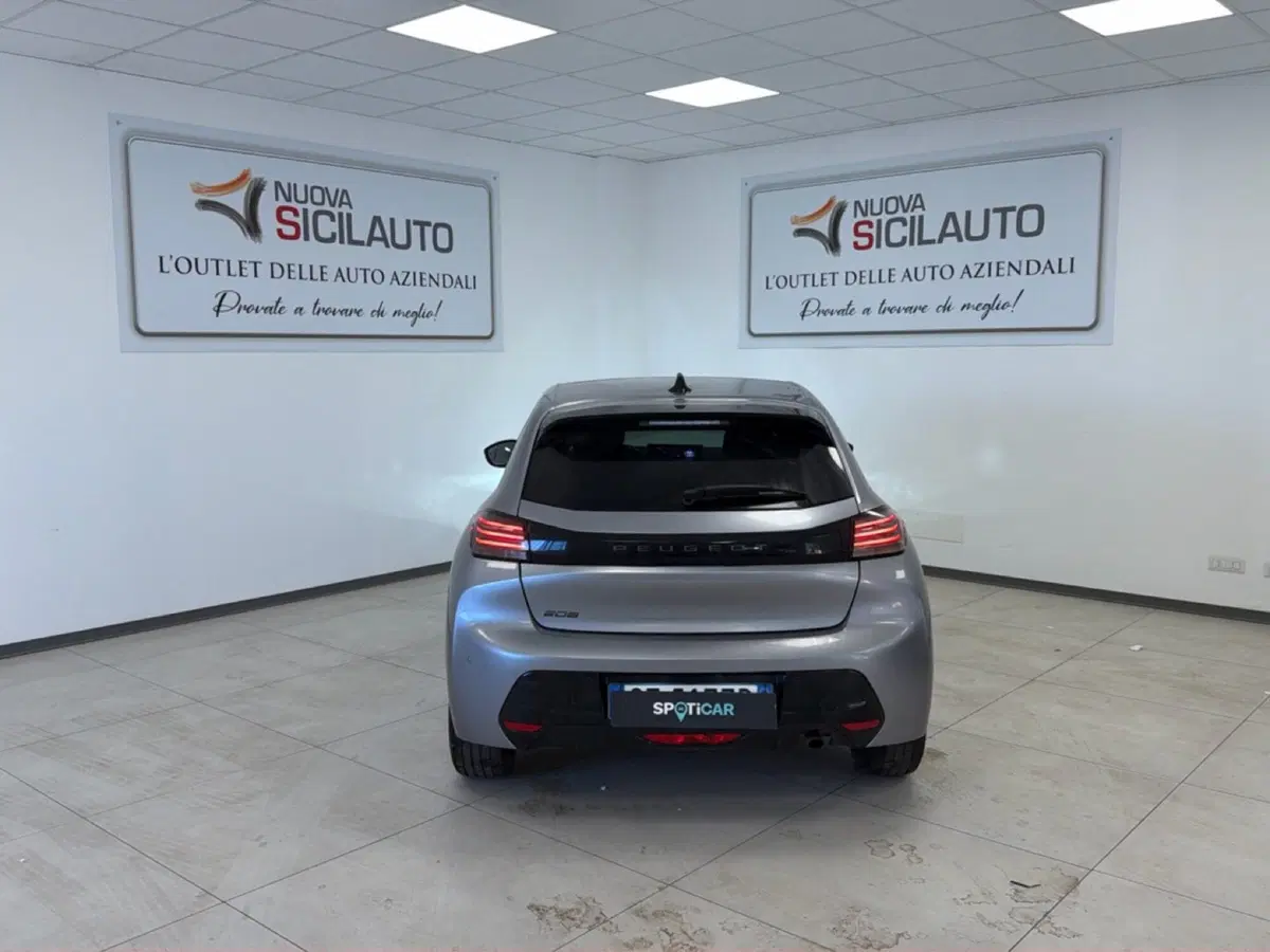 Peugeot 208 usata a Palermo (15)