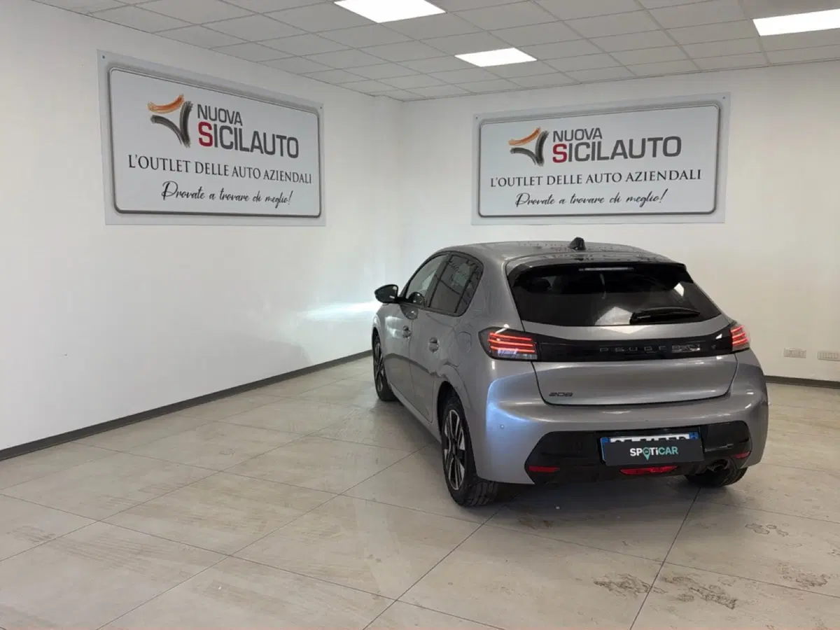 Peugeot 208 usata a Palermo (17)